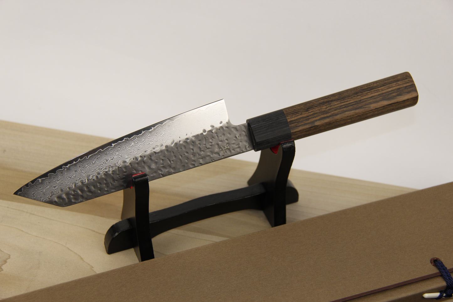 Shizu Hamono 'Gen' VG-10 Damasco Gyuto, 180 mm